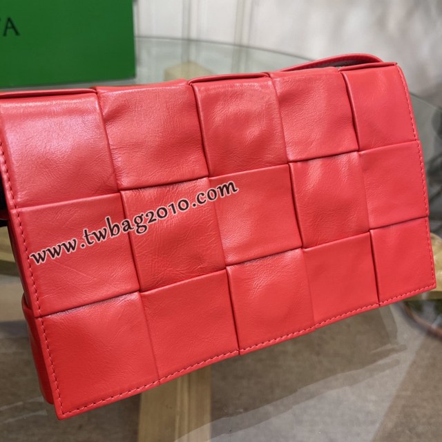 Bottega veneta高端女包 KF0022 寶緹嘉CASSETTE五格油臘皮女包 BV經典款小牛皮編織單肩斜挎包  gxz1347
